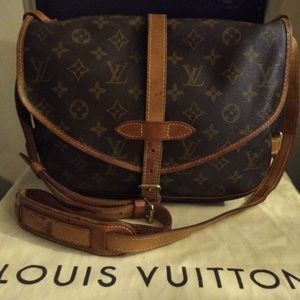 Authentic Louis Vuitton Saumur 30